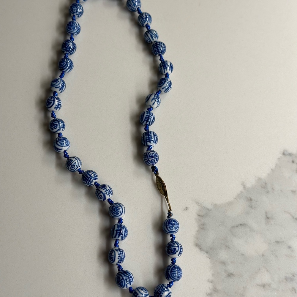 Blue and white necklace NWOT
